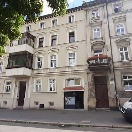 Lemuria Apartament Szkolna Centrum 莱格尼察 外观 照片