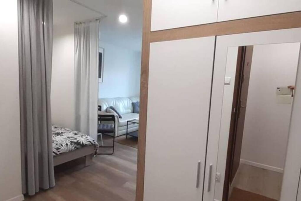 Lemuria Apartament Szkolna Centrum 莱格尼察 外观 照片